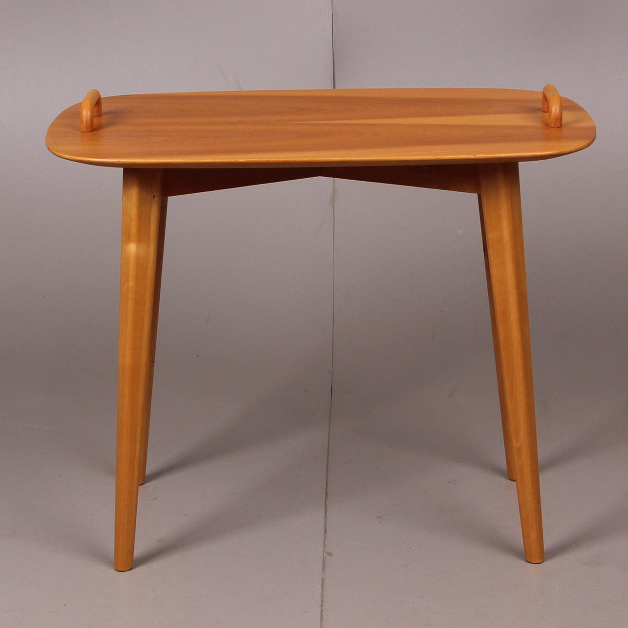 BRICKBORD, lövträ, skyltmärkt NK.