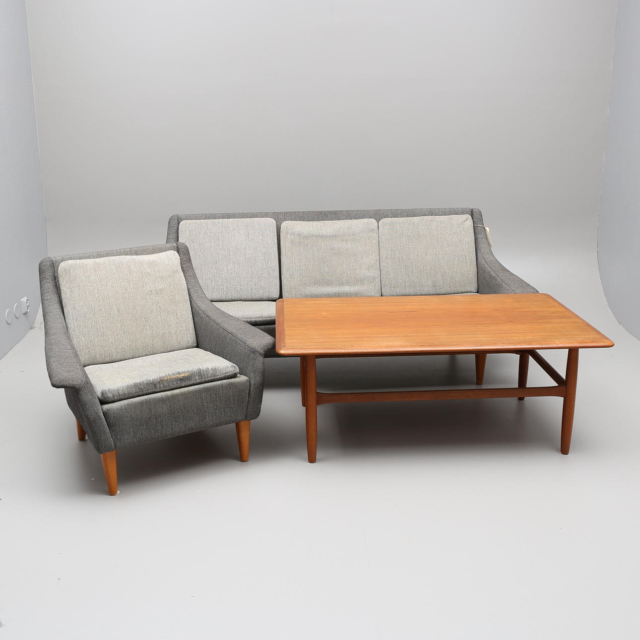 SOFFGRUPP, 2 delar, DUX, Bra Bohag, samt soffbord, 1950/60-tal.