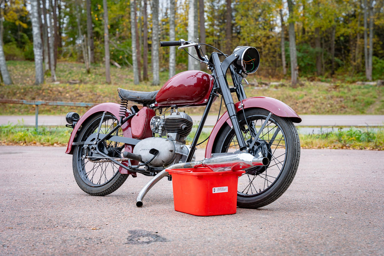 INDIAN BRAVE, 250 cc, 1953, Inglaterra.