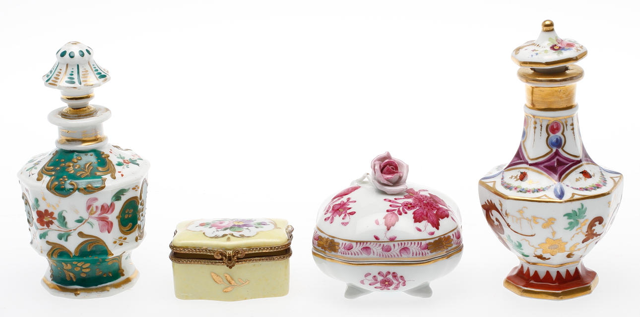 KERAMIKFÖREMÅL, 4 delar, bl.a. Herend, Ungern, 1800-1900-tal.