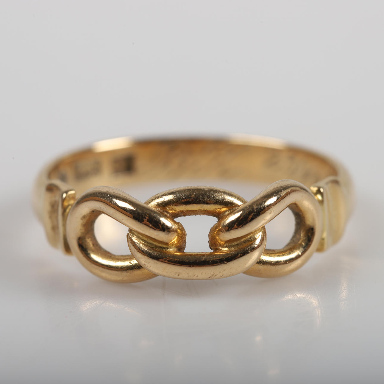 ORDENSRING, Odd Fellow, 18 K guld.