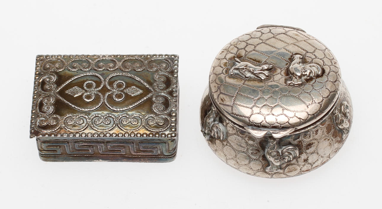 PILLERASKAR, 2 st, silver.