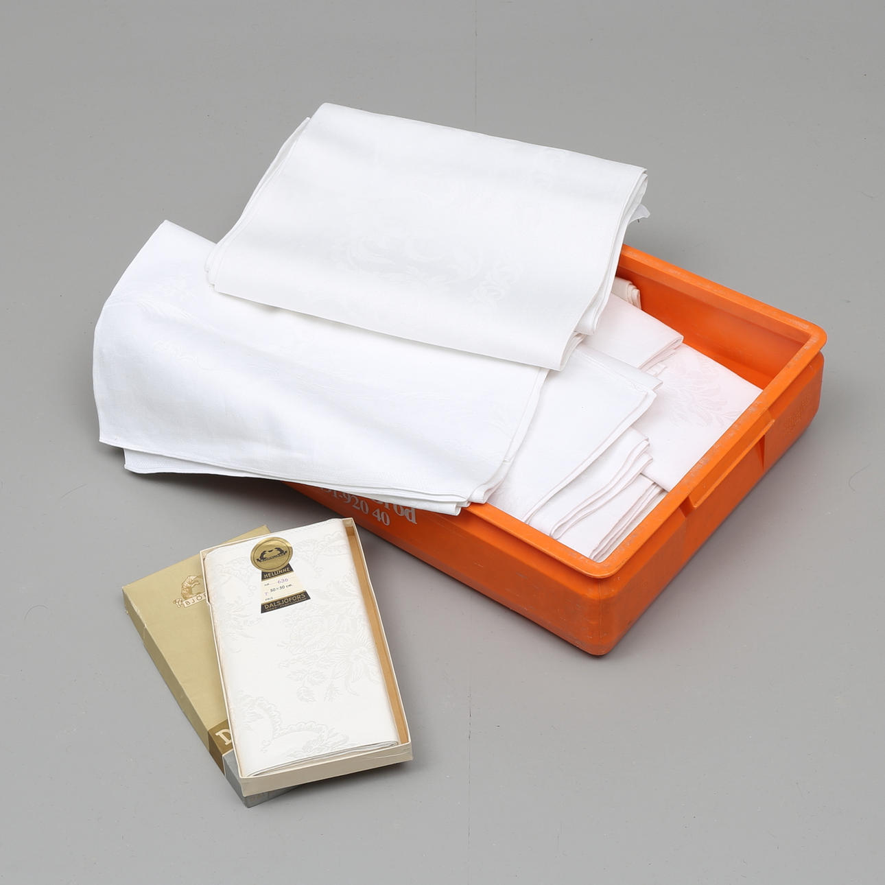 DUKAR, 11 st, Linne.