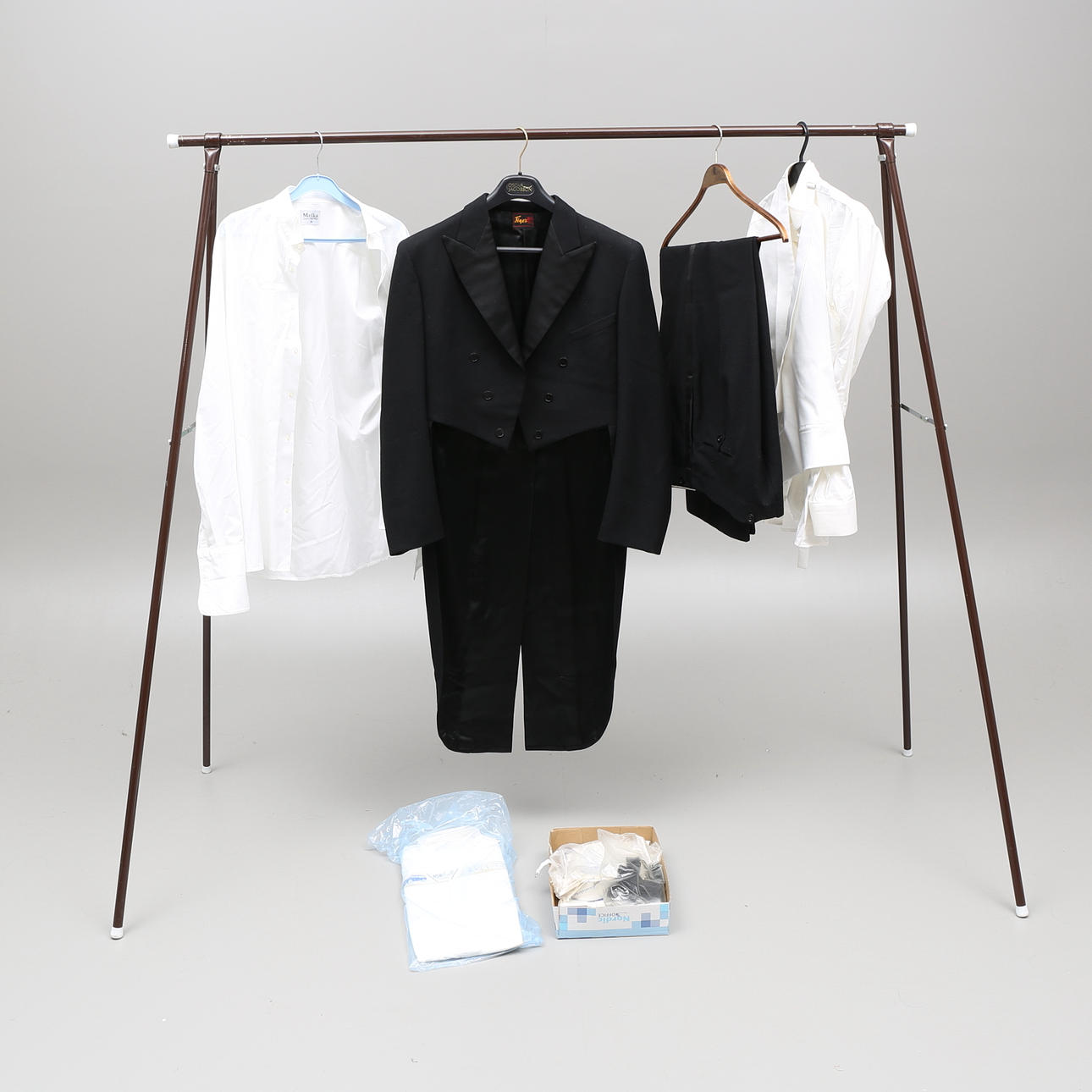 FRACK med tillbehör, Tiger.