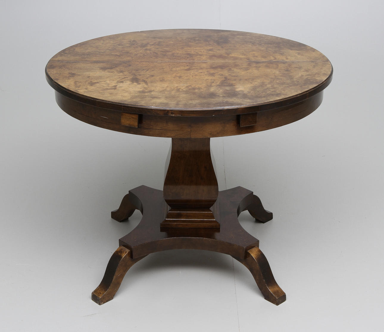 BORD, björk, 1930-tal.