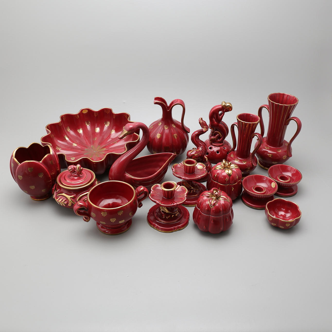 PARTI PORSLIN, 17 delar, "Rubin", Arthur Percy, Gefle.