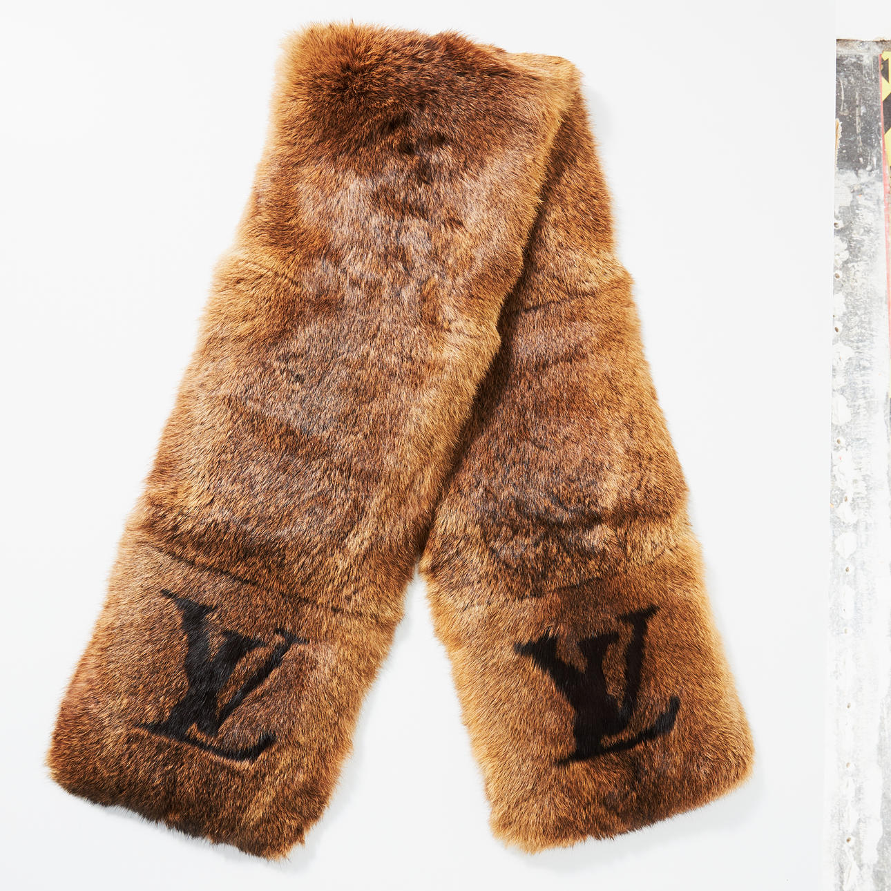 LOUIS VUITTON, sillas de piel Monogram.