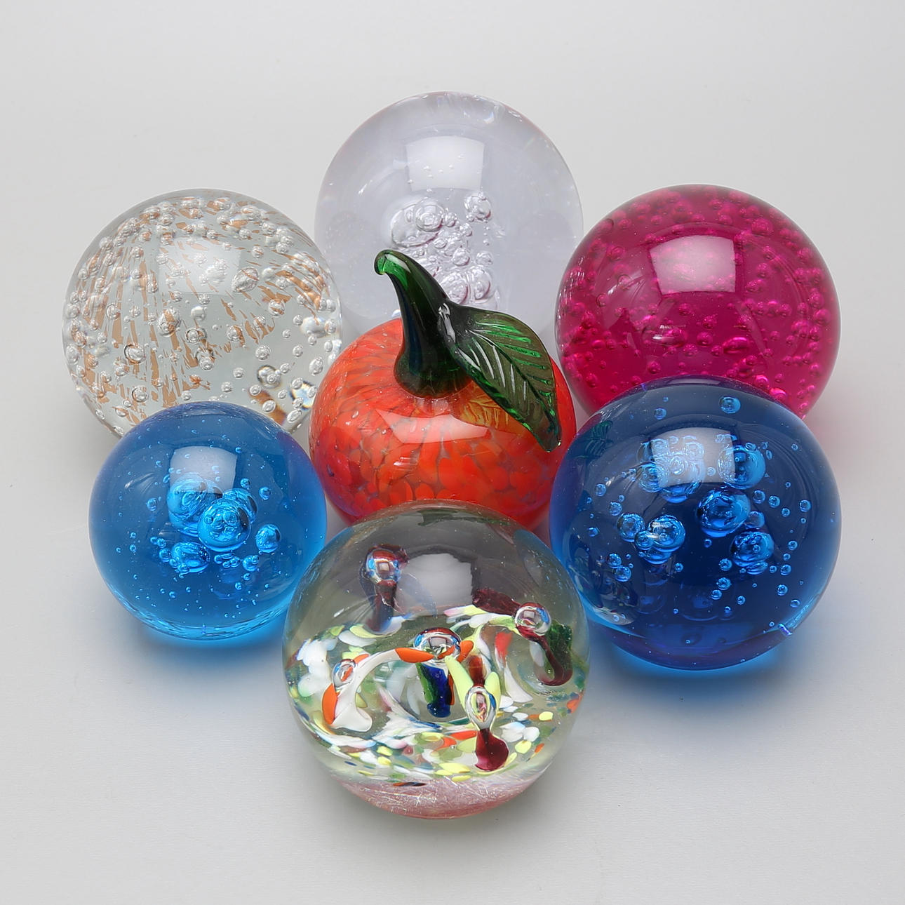 KONSTGLAS, 7 st, brevpressar, frukt.