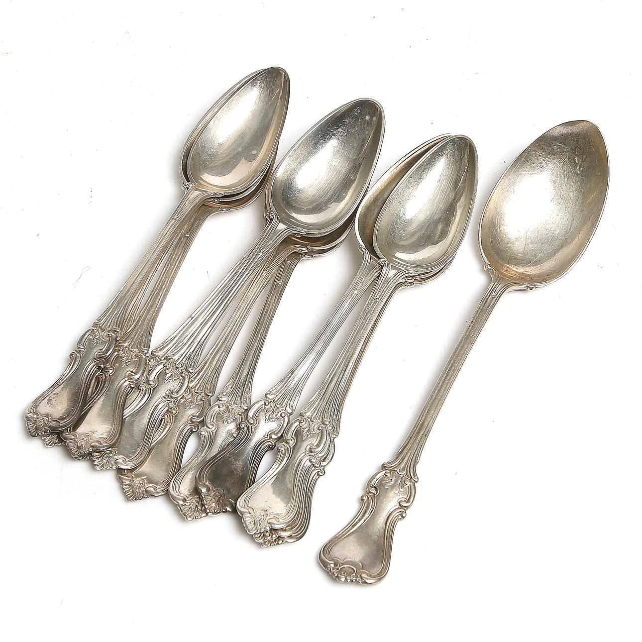 DESSERTSKEDAR samt KOMPOTTSKED, 12 st, silver, modell "Olga", Anders Gustaf Carlberg, Eksjö. 1800-tal. Vikt 322 gram.