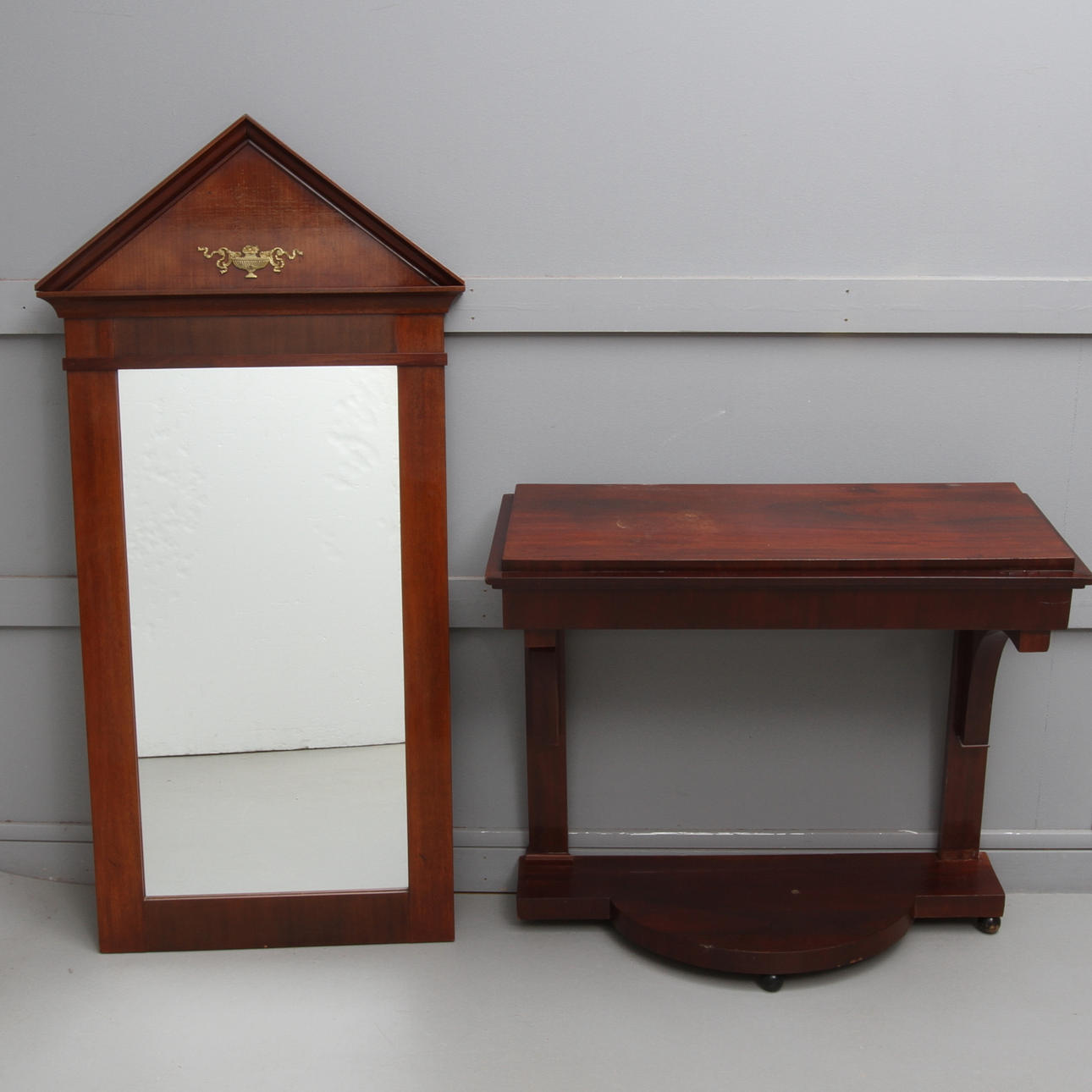 SPEGEL med KONSOLBORD, Karl Johan stil, 18/1900-tal.
