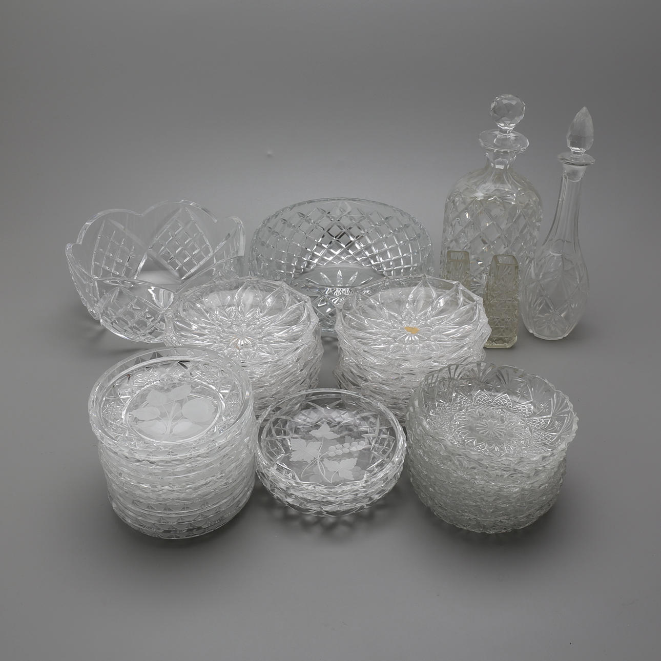 STORT PARTI PRESSGLAS, 37 st, 1900-tal.