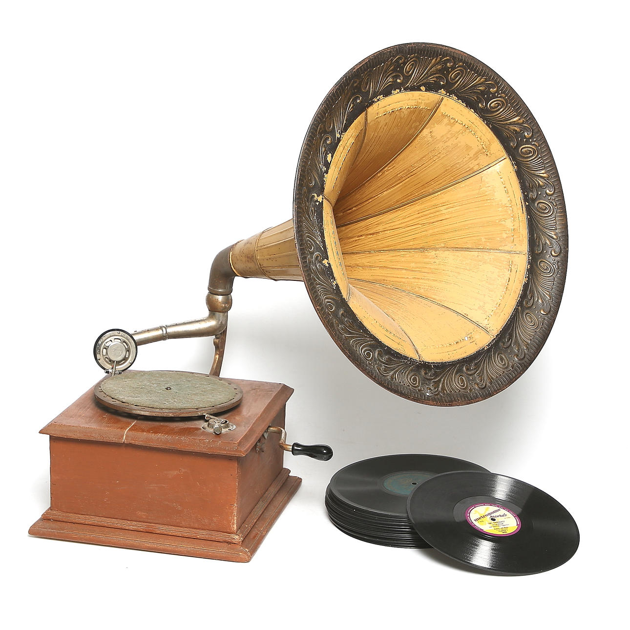 TRATTGRAMMOFON samt SKIVOR ca 20 st, Goldwing, Jugend, 1900-talets första del.