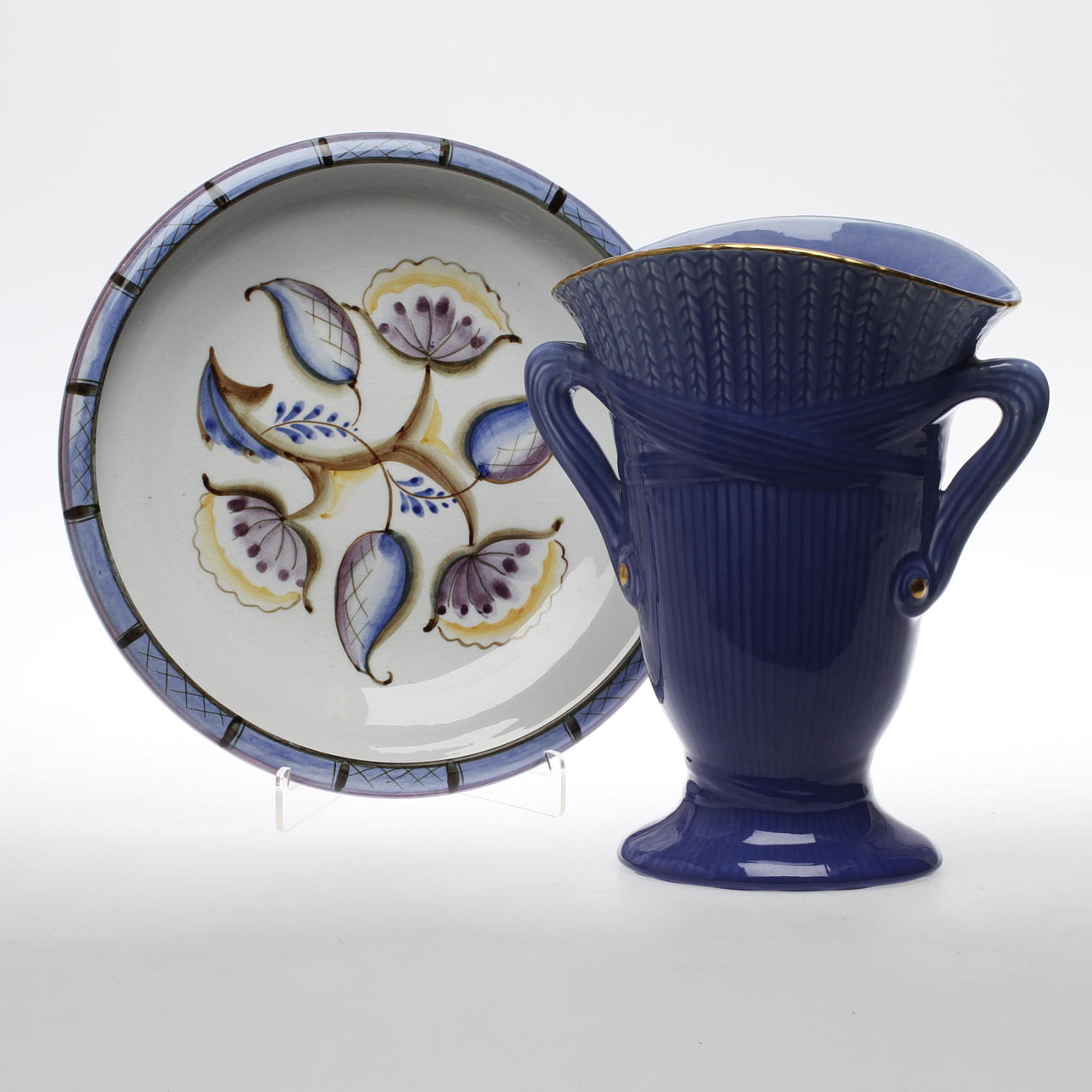 FAT samt VAS, porslin, Ilse Claesson samt Louise Adelborg, Rörstrand.