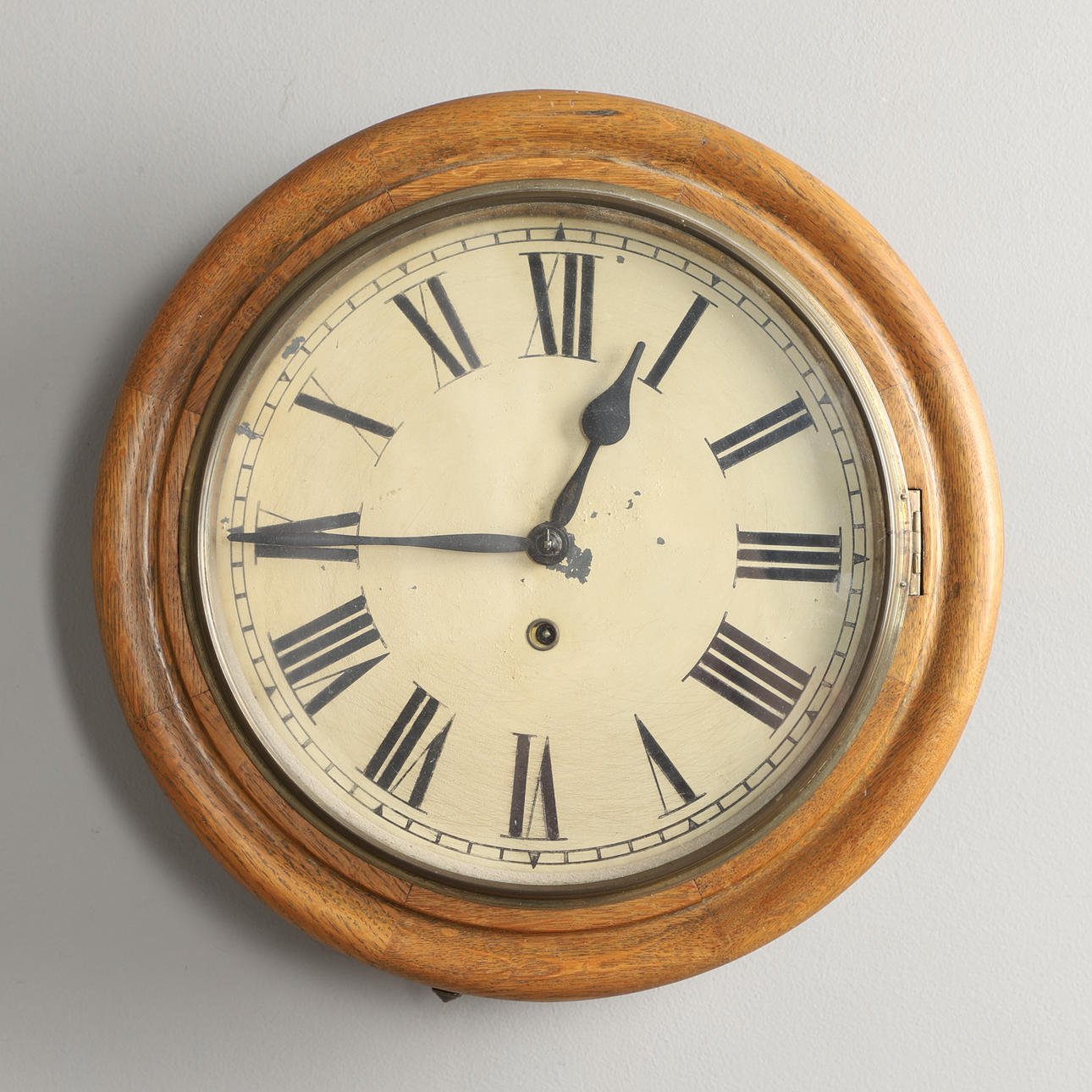 VICTORIAN SCHOOL CLOCK.