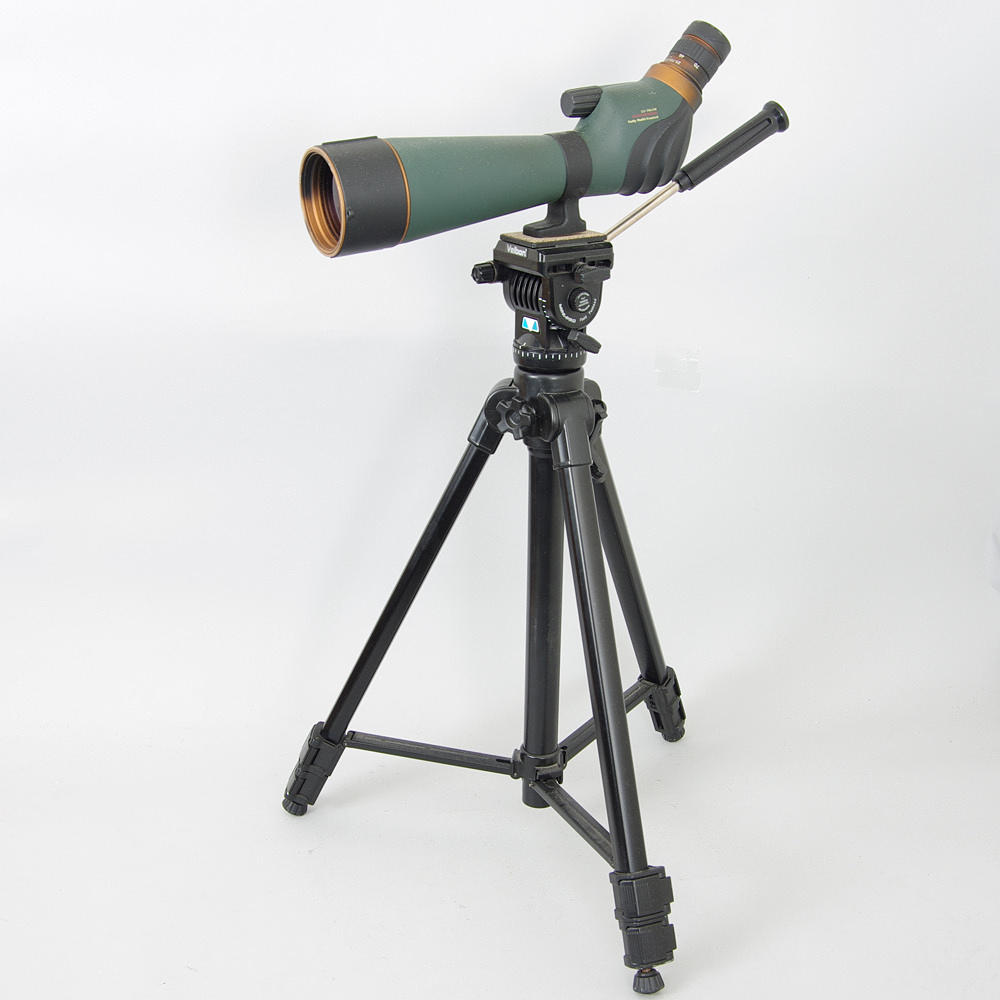 TUBKIKARE PÅ STATIV, Focus Nature-Scoop, 23-70x200m.