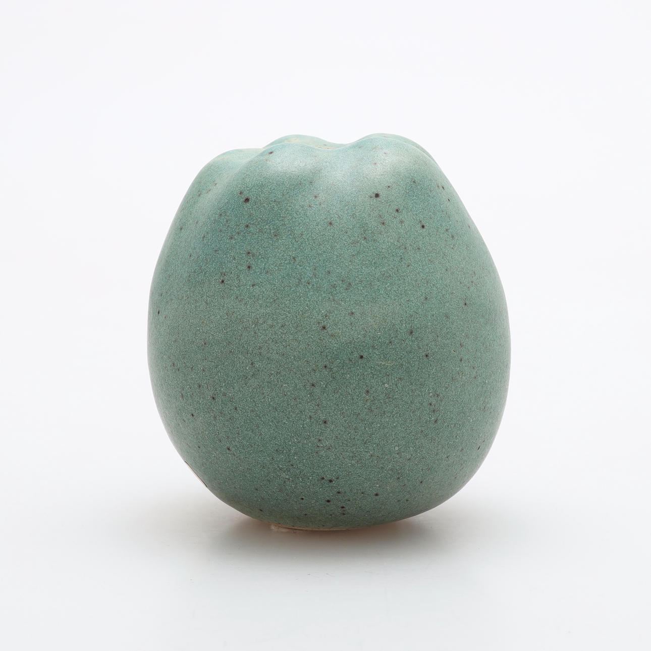 CECILIA BOIVIE. Apple, ceramic, signed.