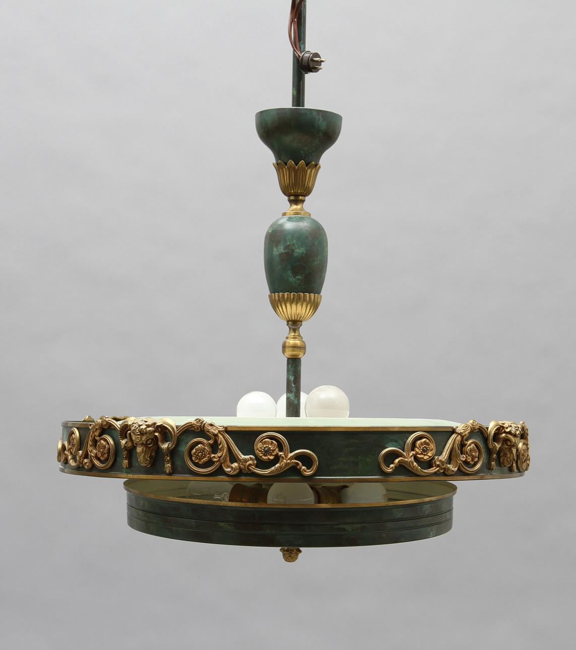 TAKLAMPA, art deco-stil, 1900-talets andra hälft. Höjd 80 cm.