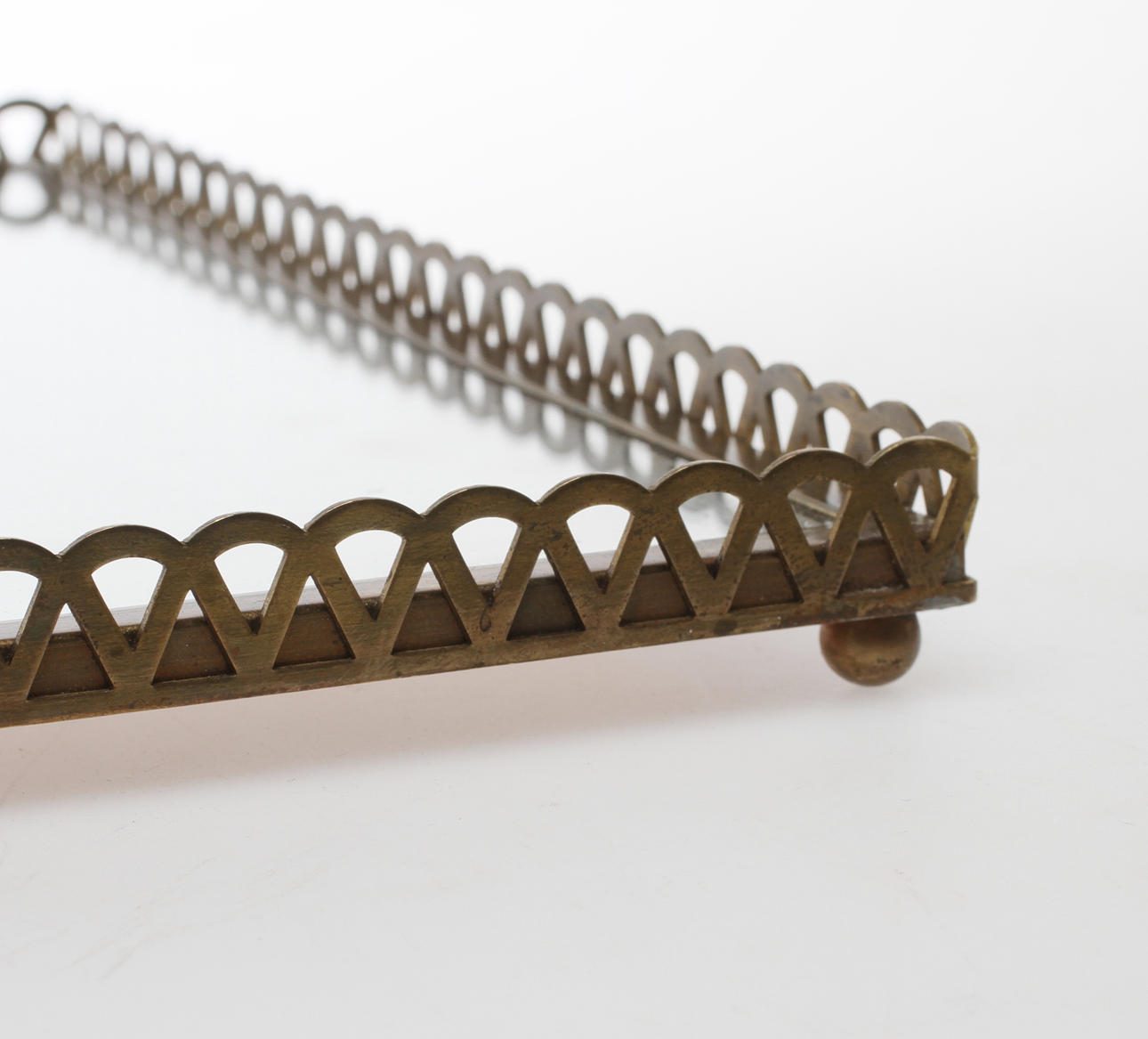 BORDSPLATEAU, omkring 1900-talets mitt.