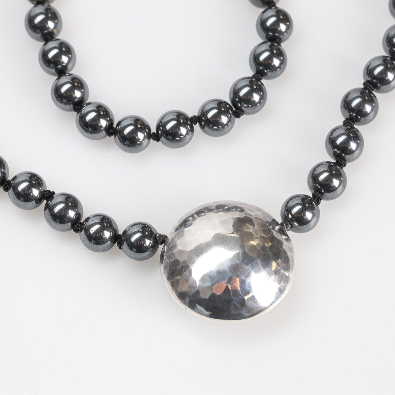 ULLA HOLM. COLLIER OCH ARMBAND, sterling silver.