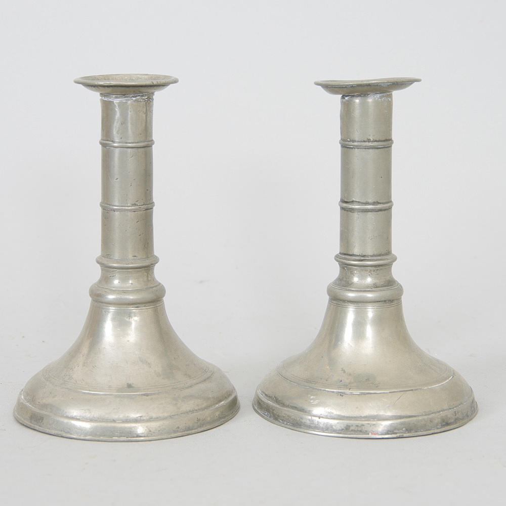 LJUSSTAKAR, 1 par, tenn, Israel Berglund, Malmö, 1800-tal.