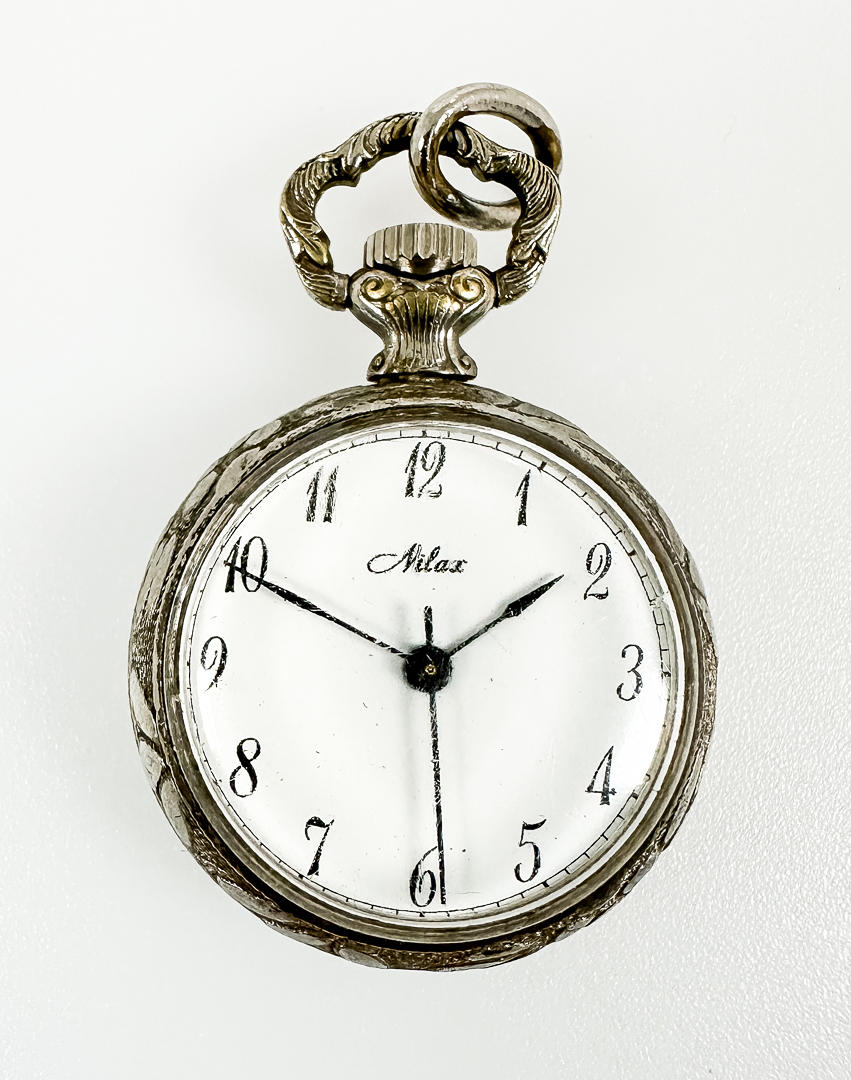 DAMFICKUR, Nilax, 17 juveler.