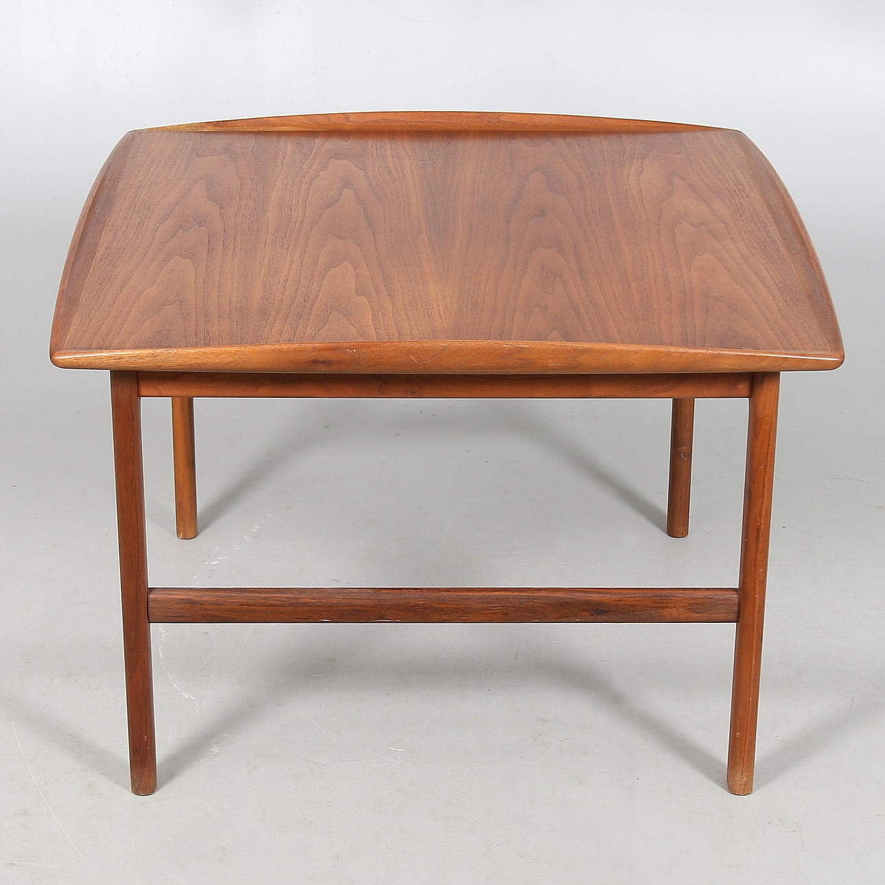 SOFFBORD. Teak, "Frisco", Folke Ohlsson, Tingströms, för "Bra-Bohag"-serien.