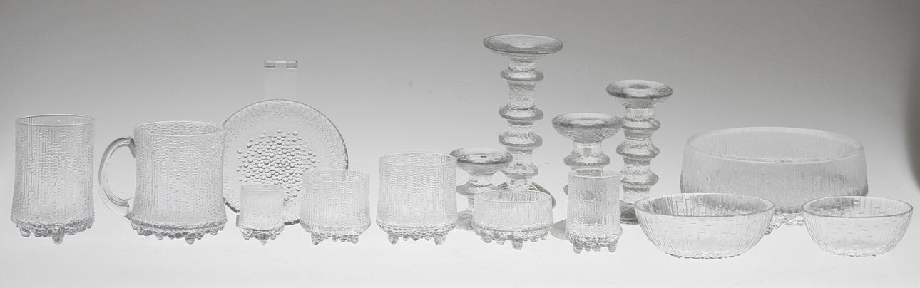 GLASSERVIS, ca 64 delar, "Ultima Thule" Tapio Wirkkala, Iittala, Finland.