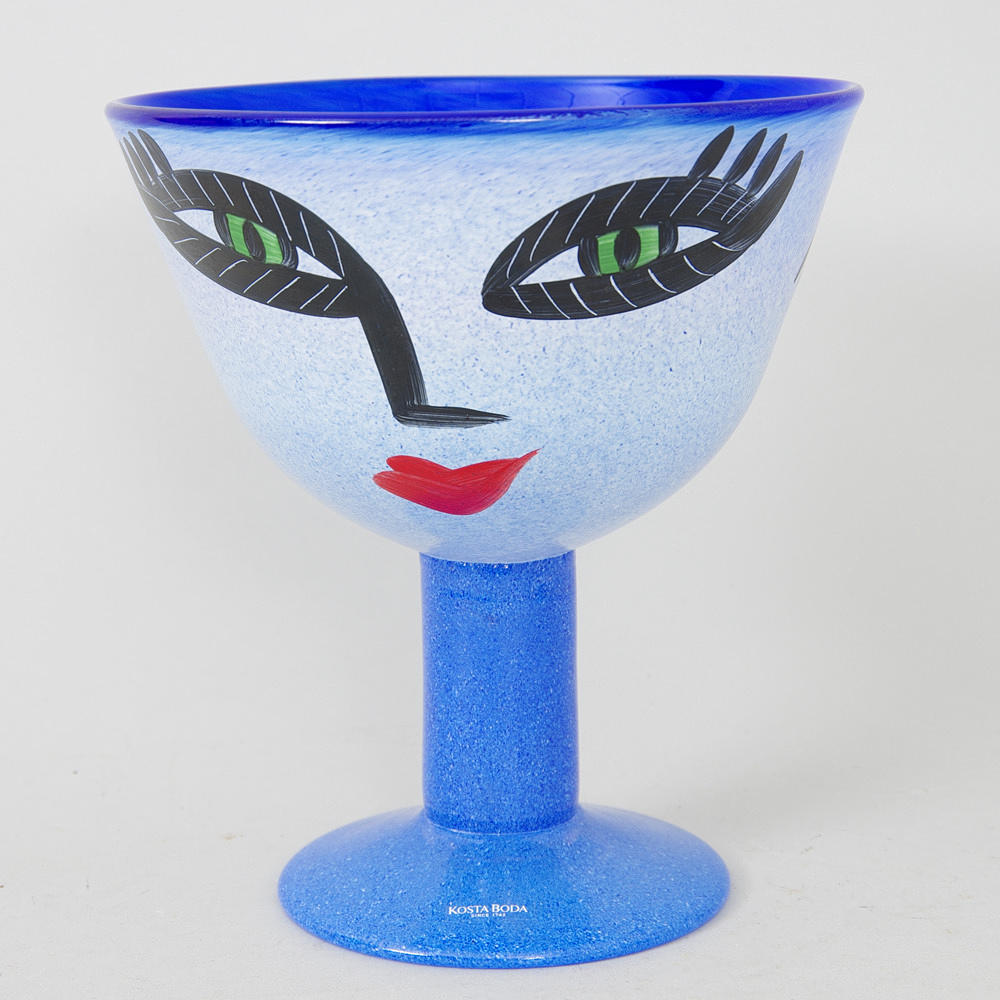 SKÅL PÅ FOT, Ulrica Hydman Vallien, Kosta Boda.