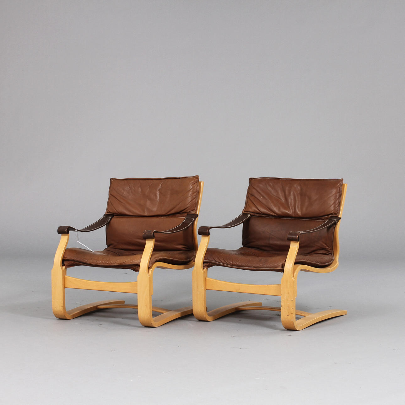 FÅTÖLJER, 2 st, 1970-tal.