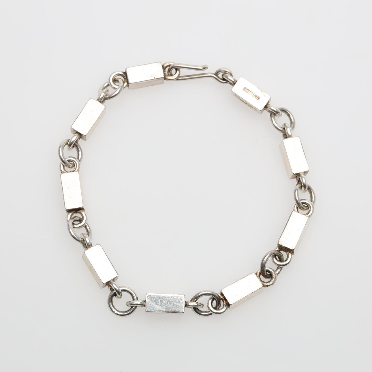WIWEN NILSSON. ARMBAND, silver, stämpelsignerat.