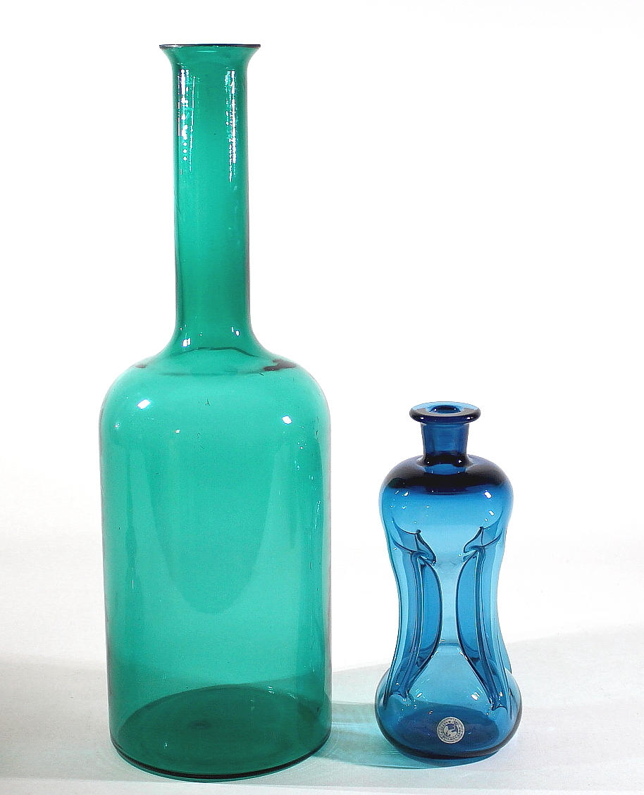 GLASFLASKOR, 2 st, Holmegaard.