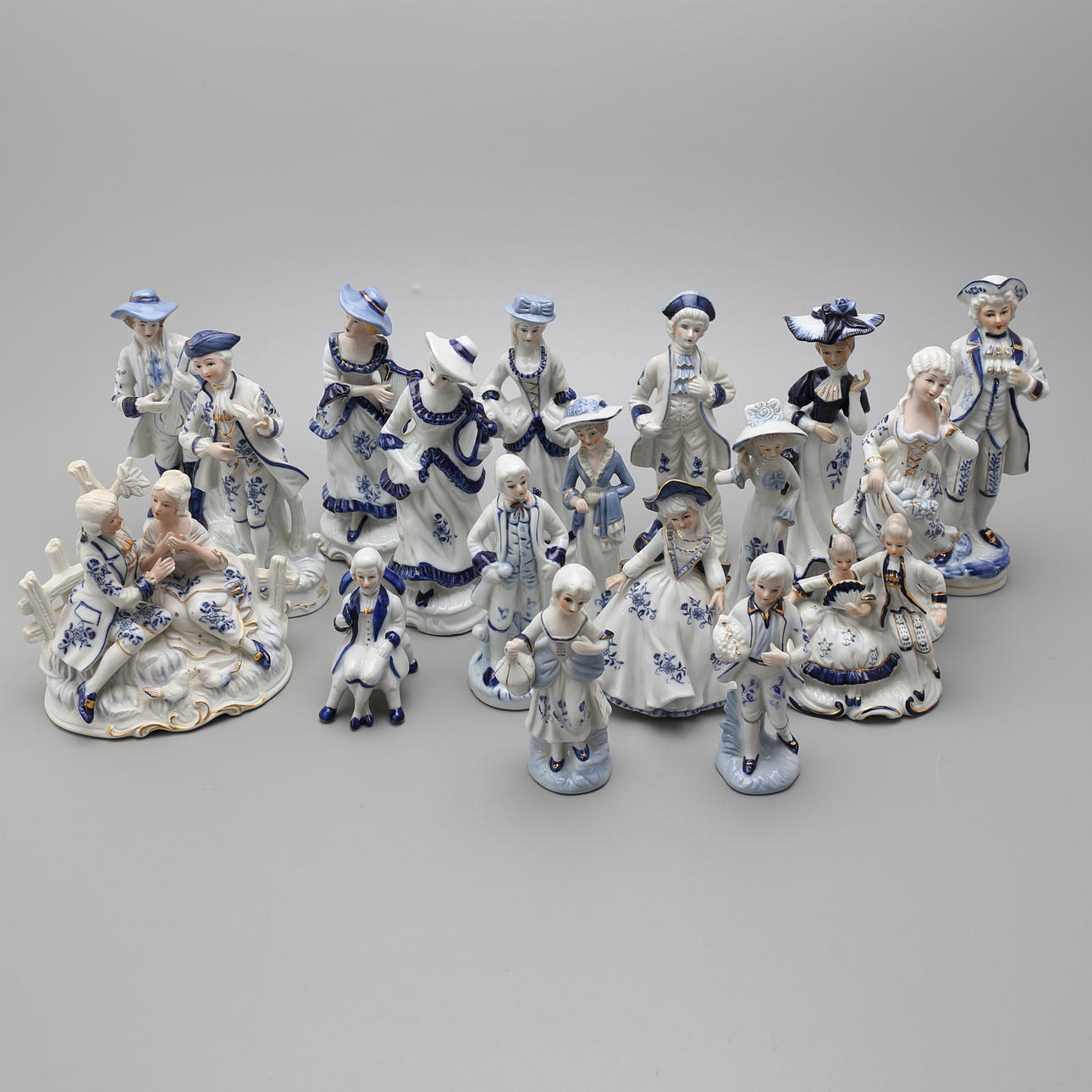 FIGURINER, 18 st, porslin, 1900-tal.