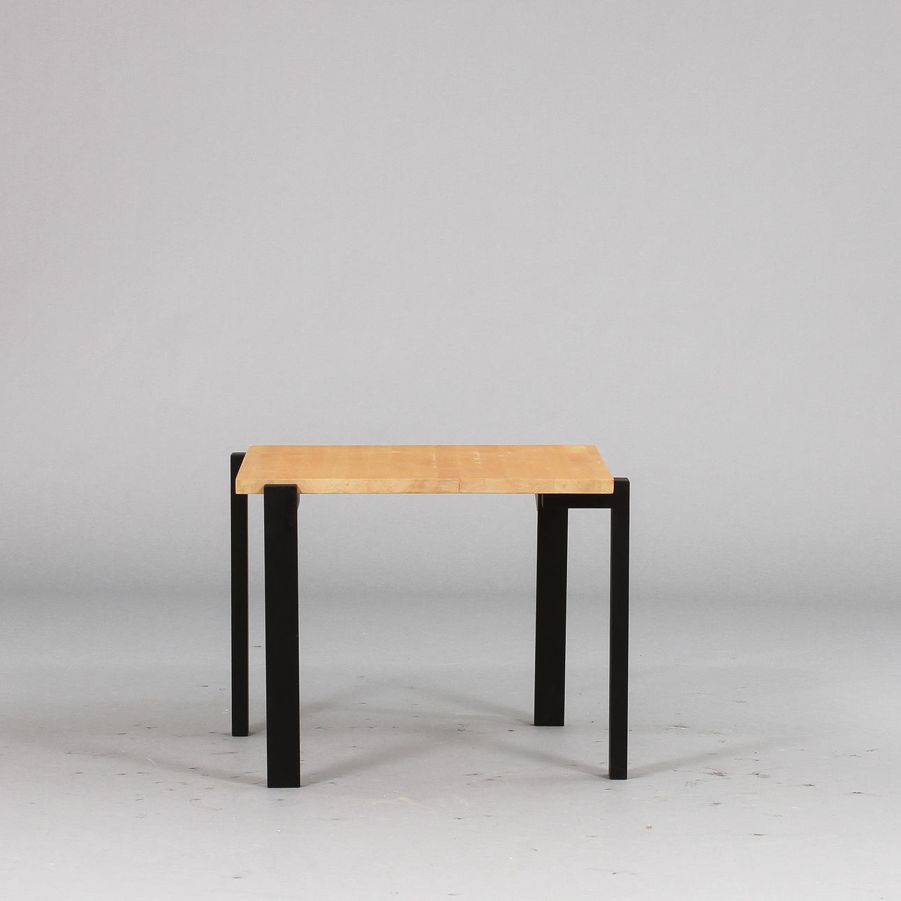 BORD, "Räv". John Kandell för Källemo.