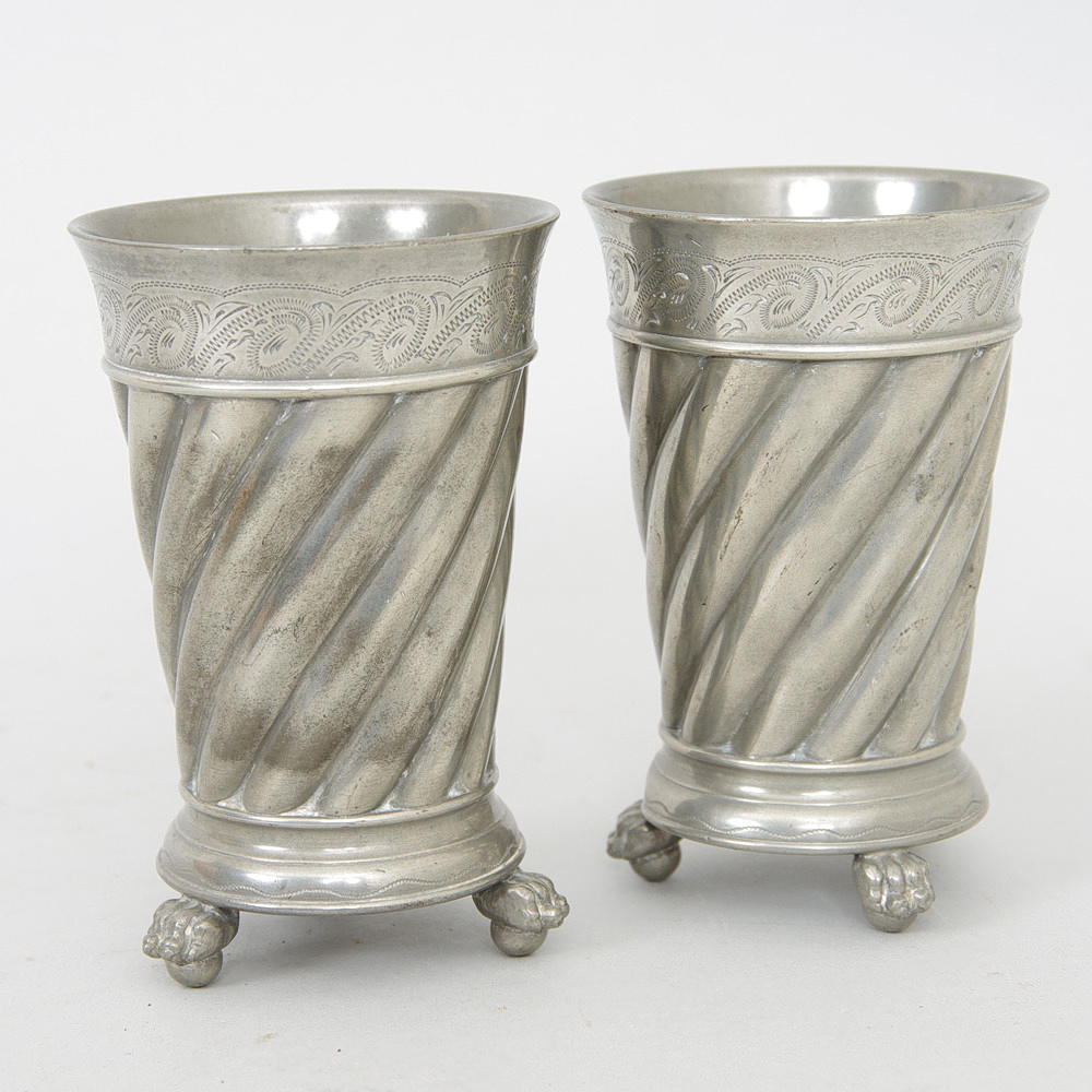 VASER, 1 par, tenn, F. Santesson, Stockholm, 1895.