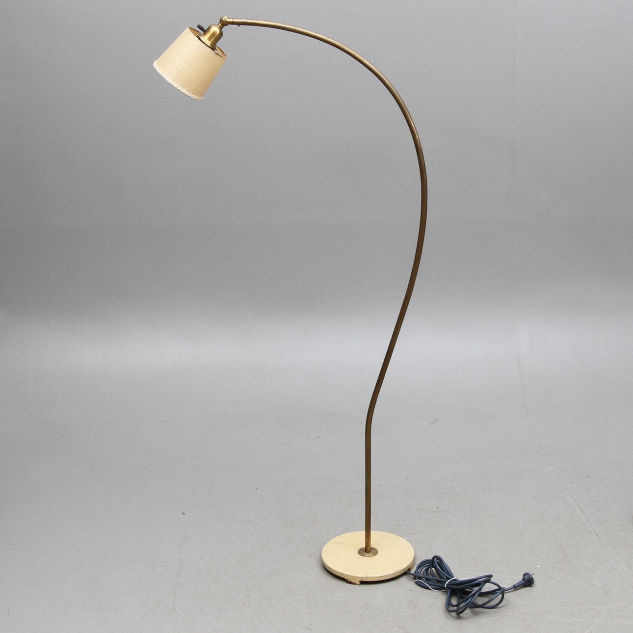 GOLVLAMPA, 1900-tal.