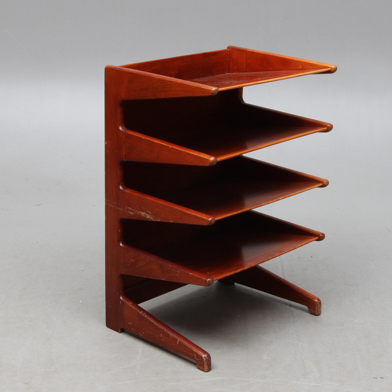 NOTEBOOK / NEWSPAPER STAND, 1900s.