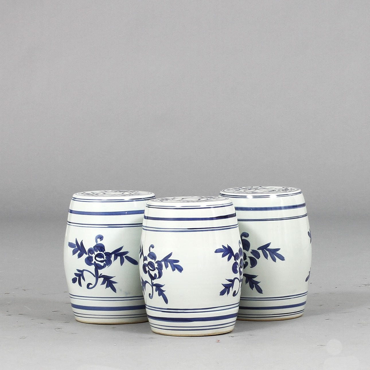 TRÄDGÅRDSPALLAR, 3 st, porslin, orientaliska, 2000-tal.