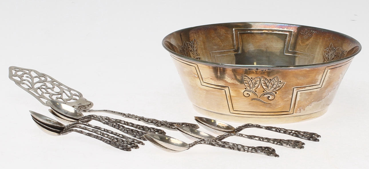 KAKSPADE, SKÅL, KAFFESKEDAR, 12 st, total vikt ca 255 g.