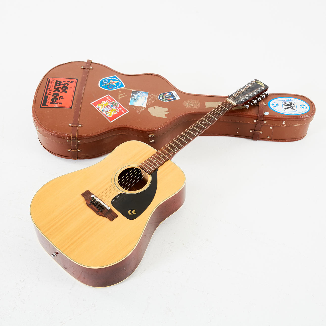 aria アコースティックギター GUITAR, Aria model 6714, for 12 strings, with case
