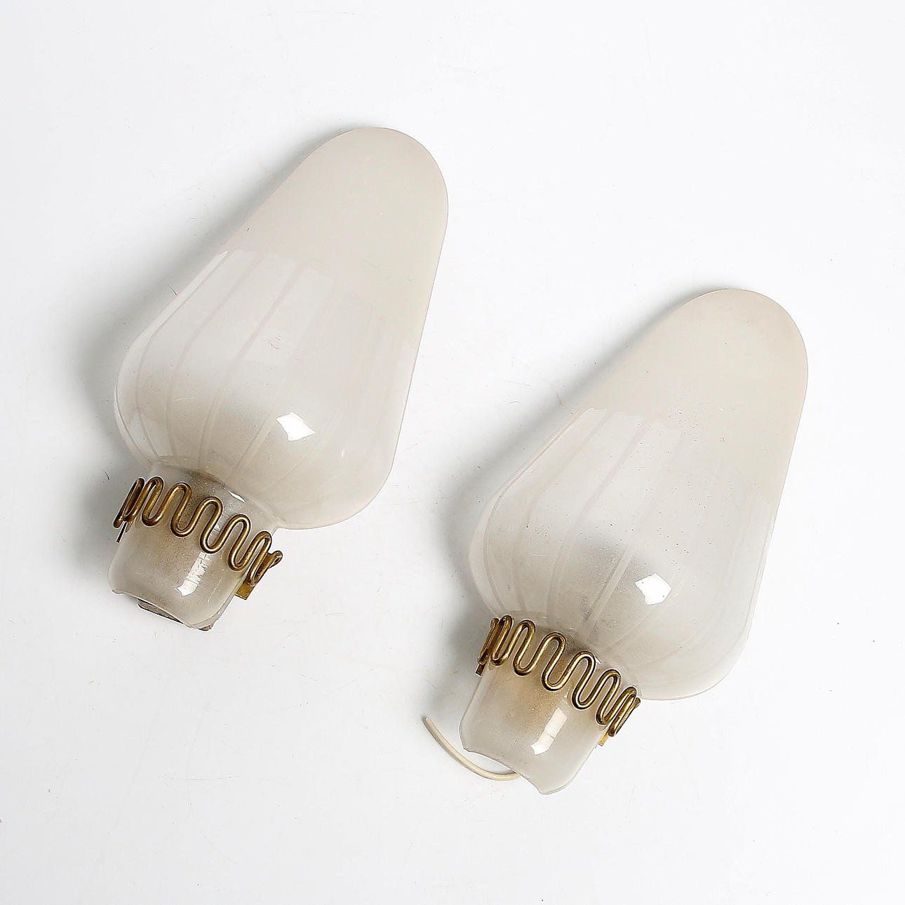 VÄGGARMATURER, mässing samt glas, Art Deco, Orrefors, 1930/40-tal.