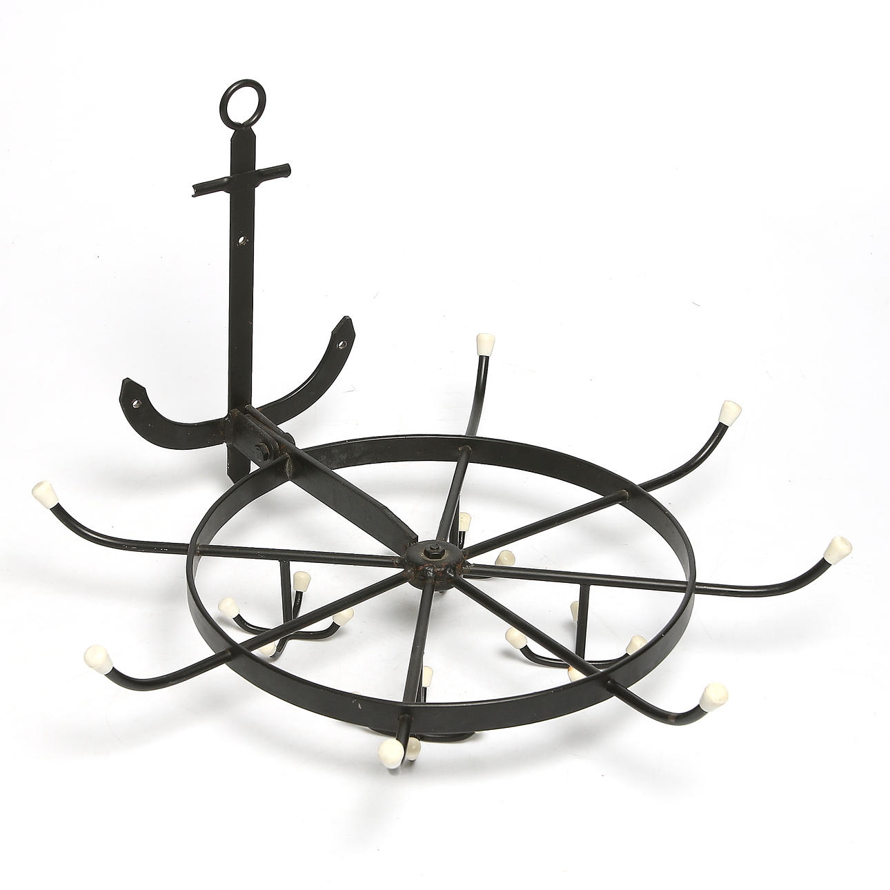 KLÄDHÄNGARE. 1900-talets andra hälft.