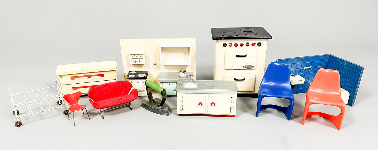 NUKKEKODIN SISUSTUS, osat.