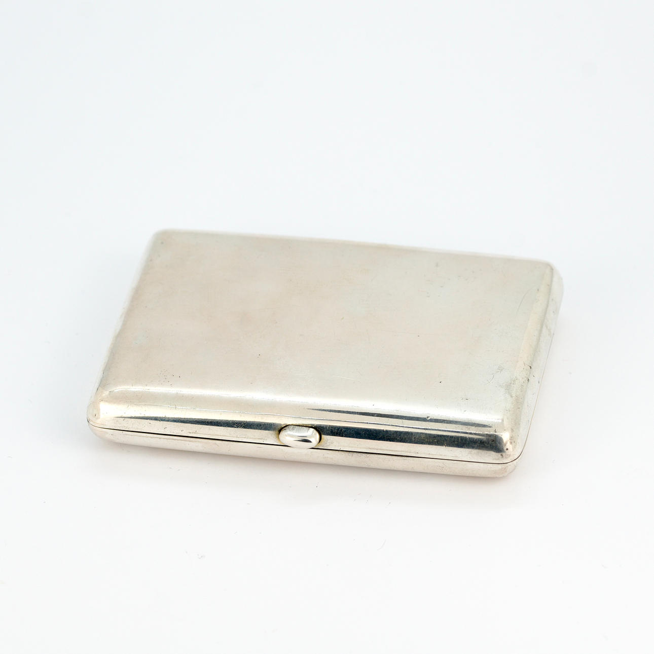 DANISH SILVER CIGARETTE CASE.