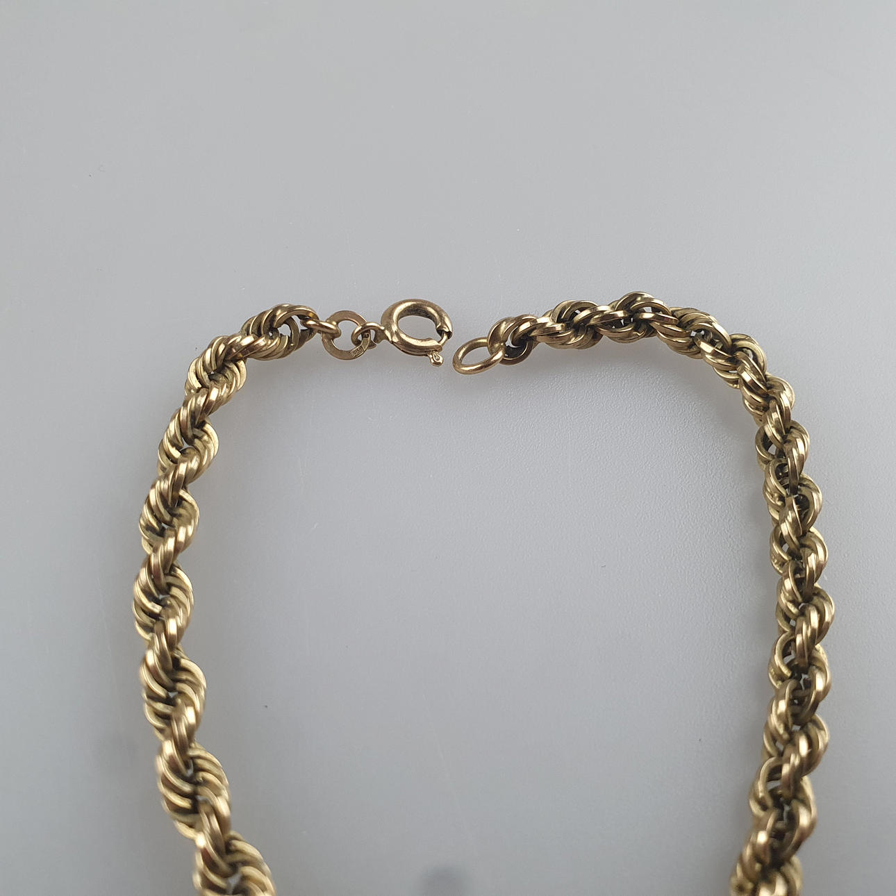 BRAIDED BRACELET - yellow gold 333/000 (8K), stamped “333” and