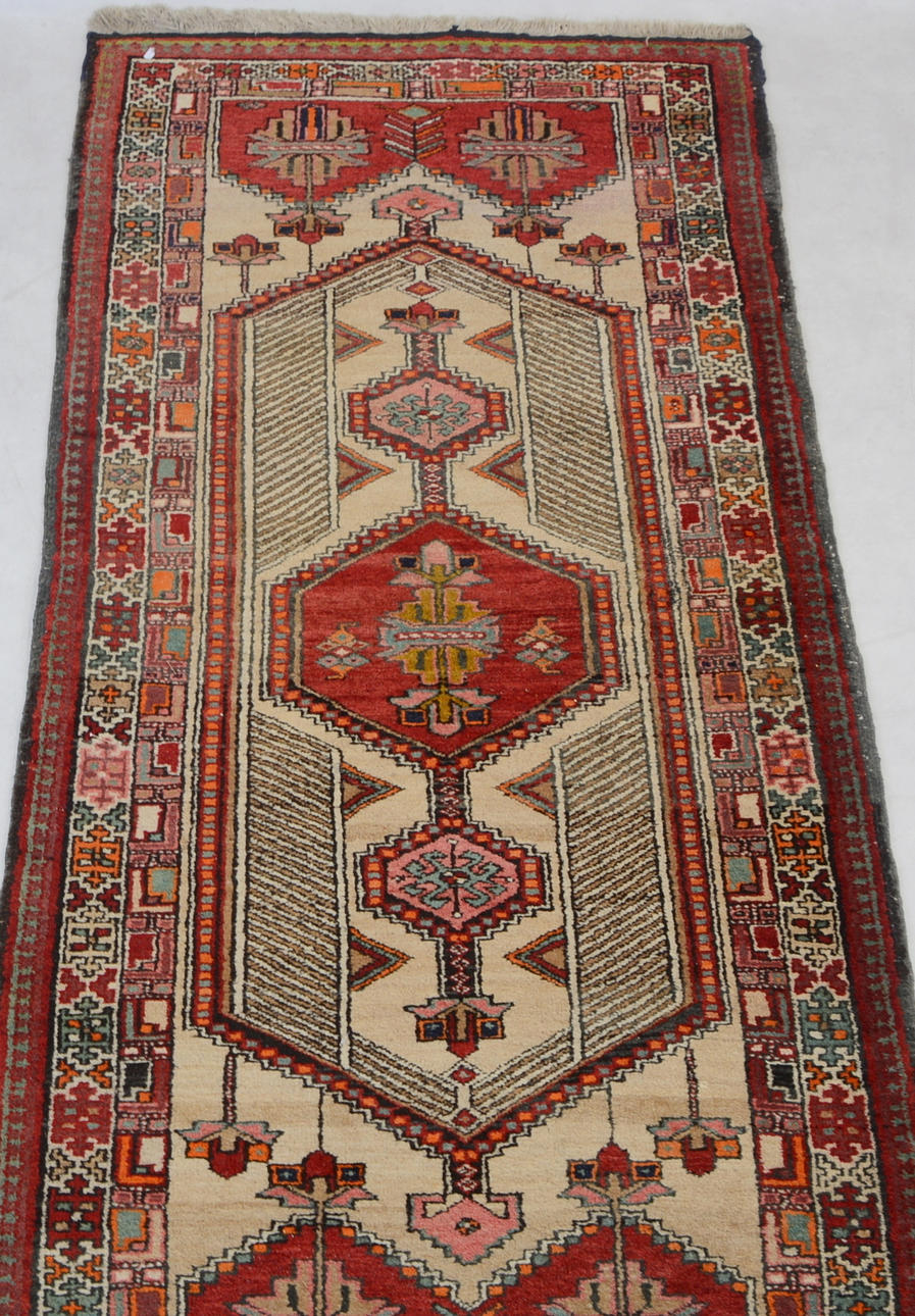 MATTA, orientalisk, 223 x 100 cm.