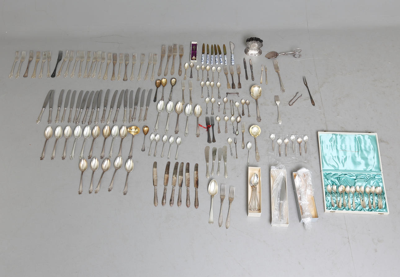 BESTICKSAMLING, nysilver, 1900-tal.