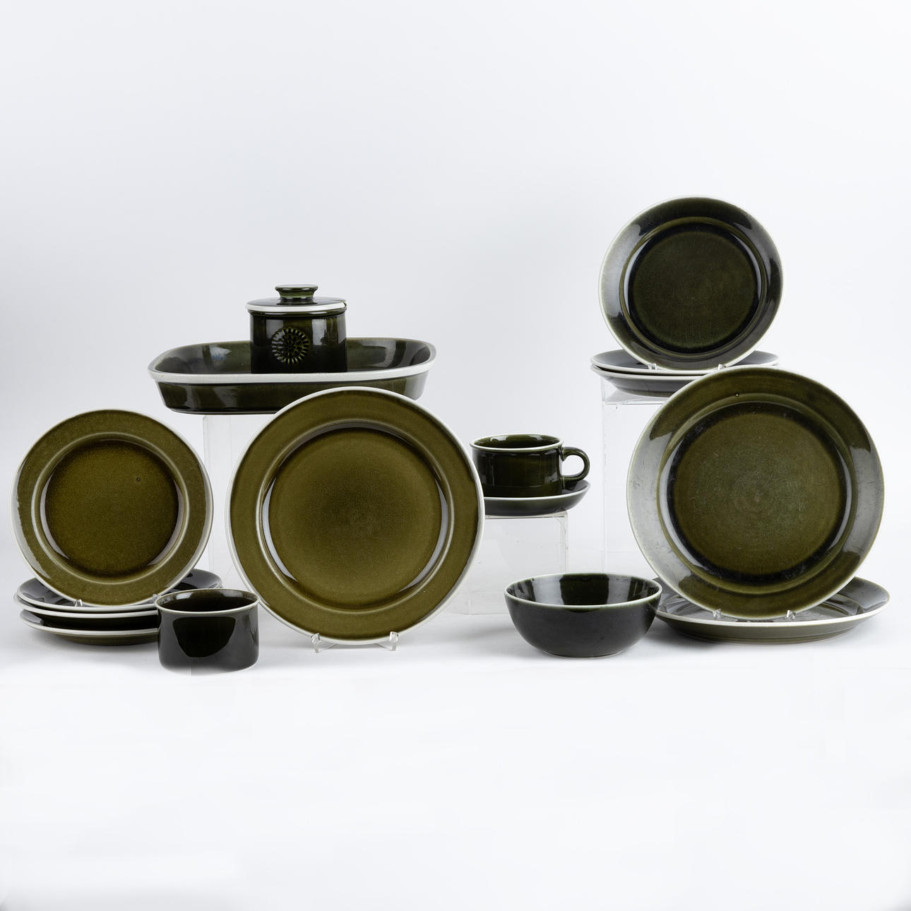 KARIN BJÖRQUIST. Servis, 39 delar "Vardag", Gustavsberg.