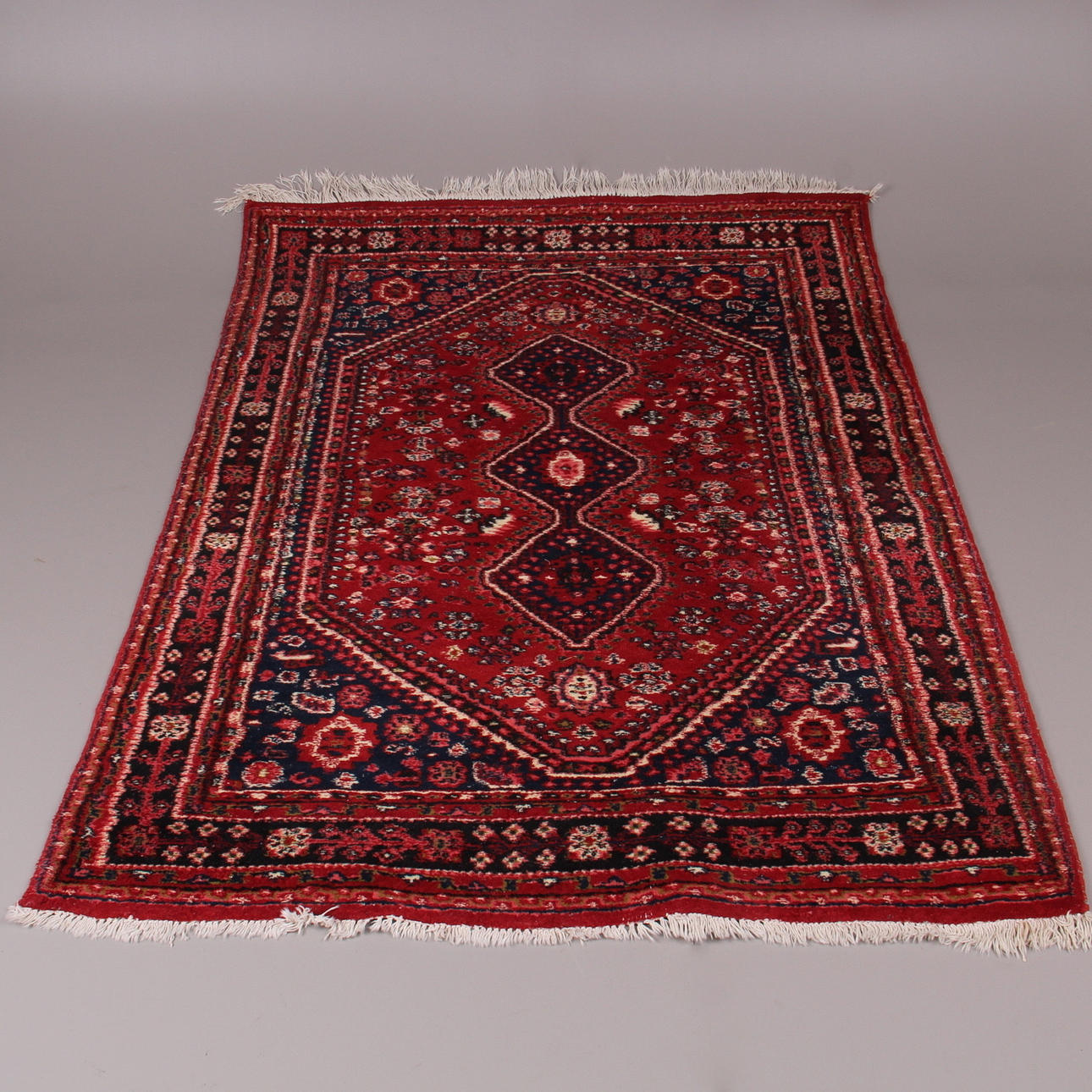 MATTA, Gashgai, handknuten, Ikea orientmatta, 210 x 156 cm.