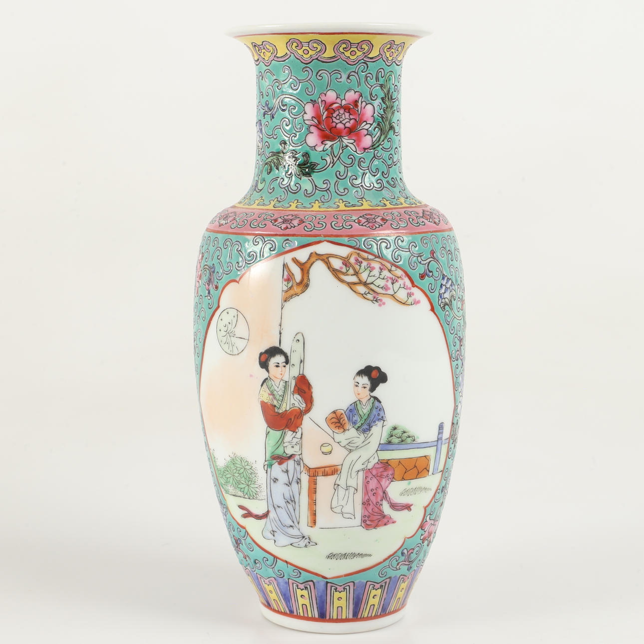 VAS, porcelain, China.