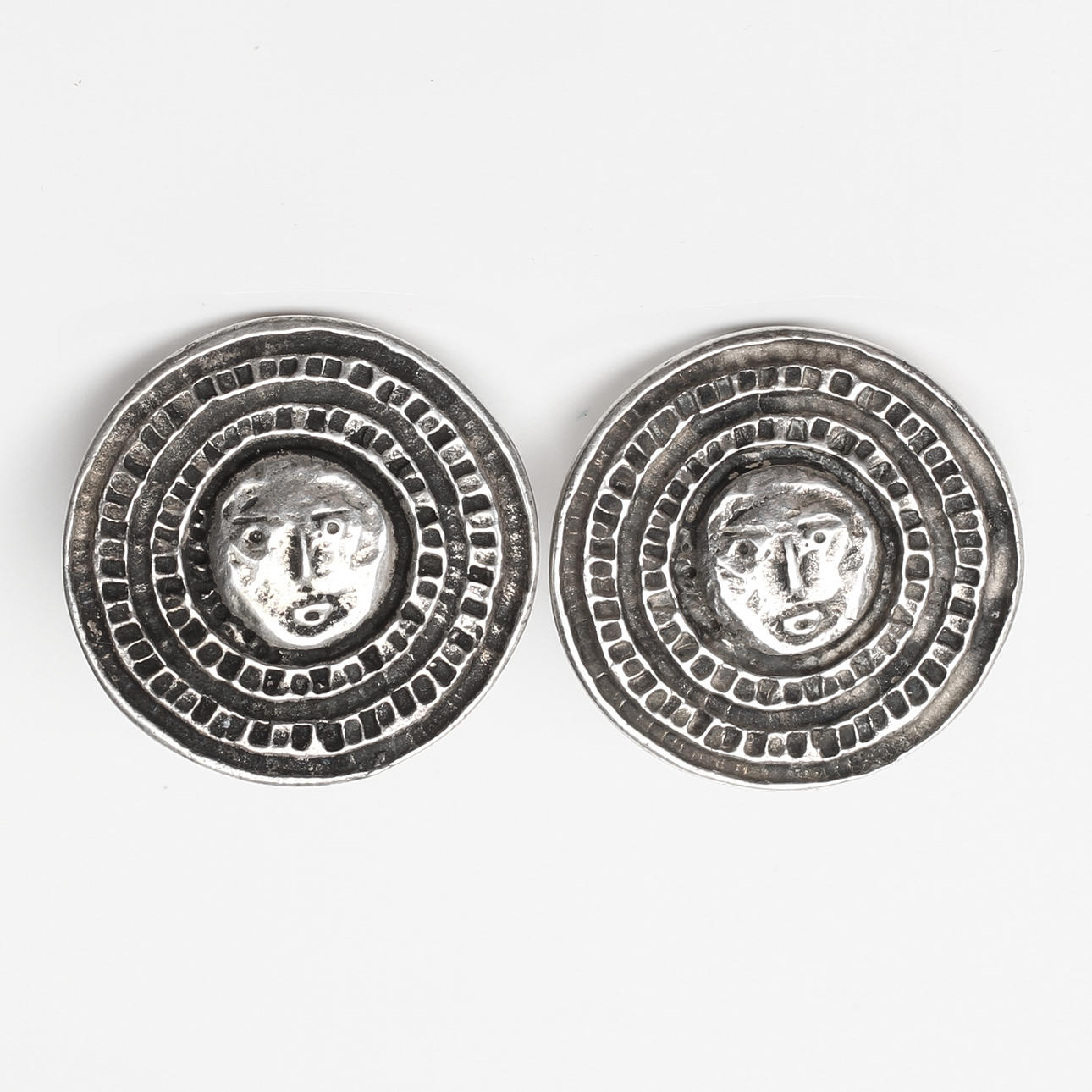 MANSCHETTKNAPPAR 1 par, silver, Olle Olsson, Ge-Kå, Stockholm 1965.